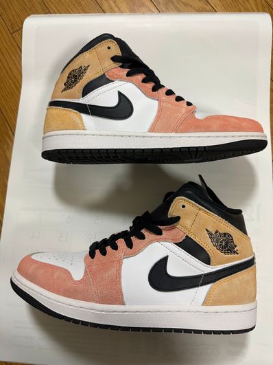 Nike Air Jordan 1 Mid "Flight Club"