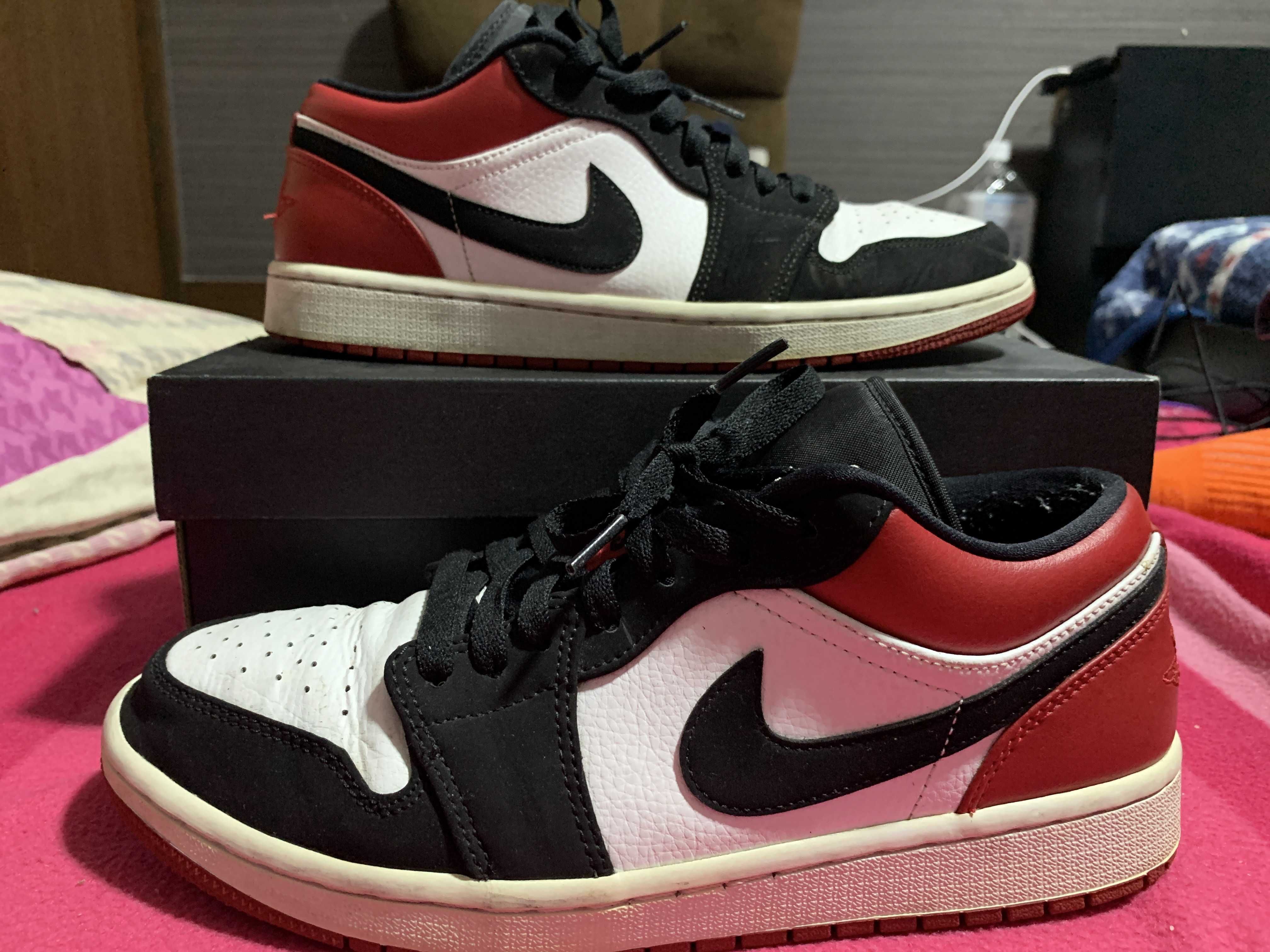 Nike Air Jordan 1 Low "Black Toe"