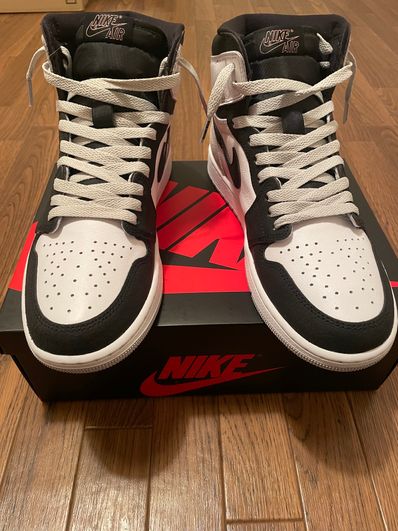 Nike Air Jordan 1 High OG "Bleached Coral"