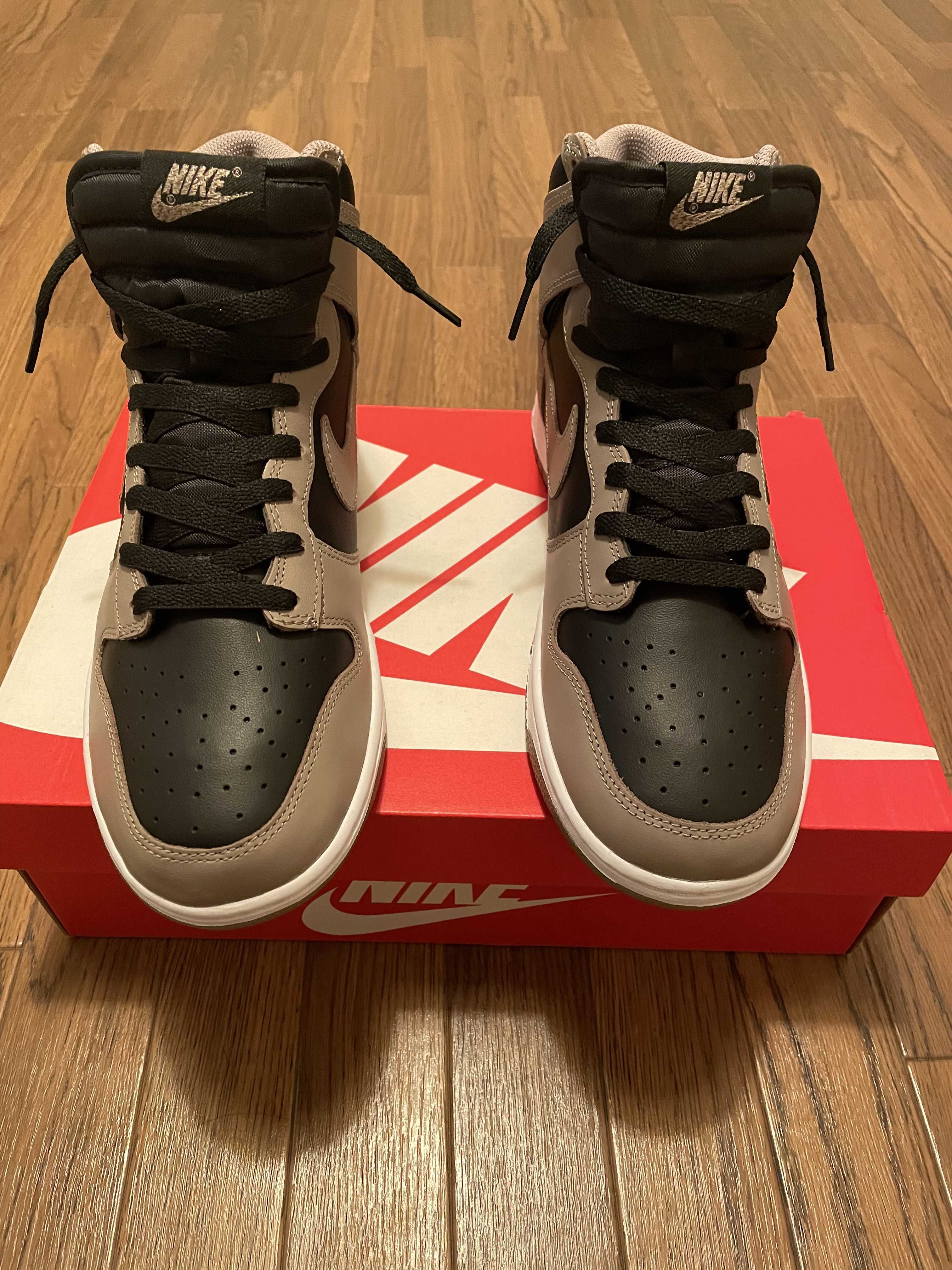 Nike Women's Dunk High "Moon Fossil"