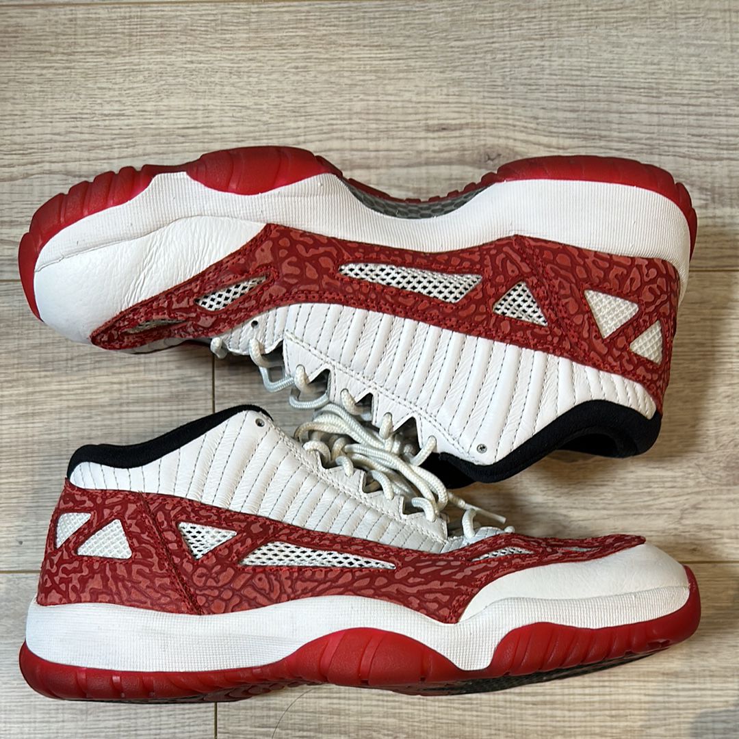 NIKE AIR JORDAN 11 RETRO LOW IE WHITE GYM RED