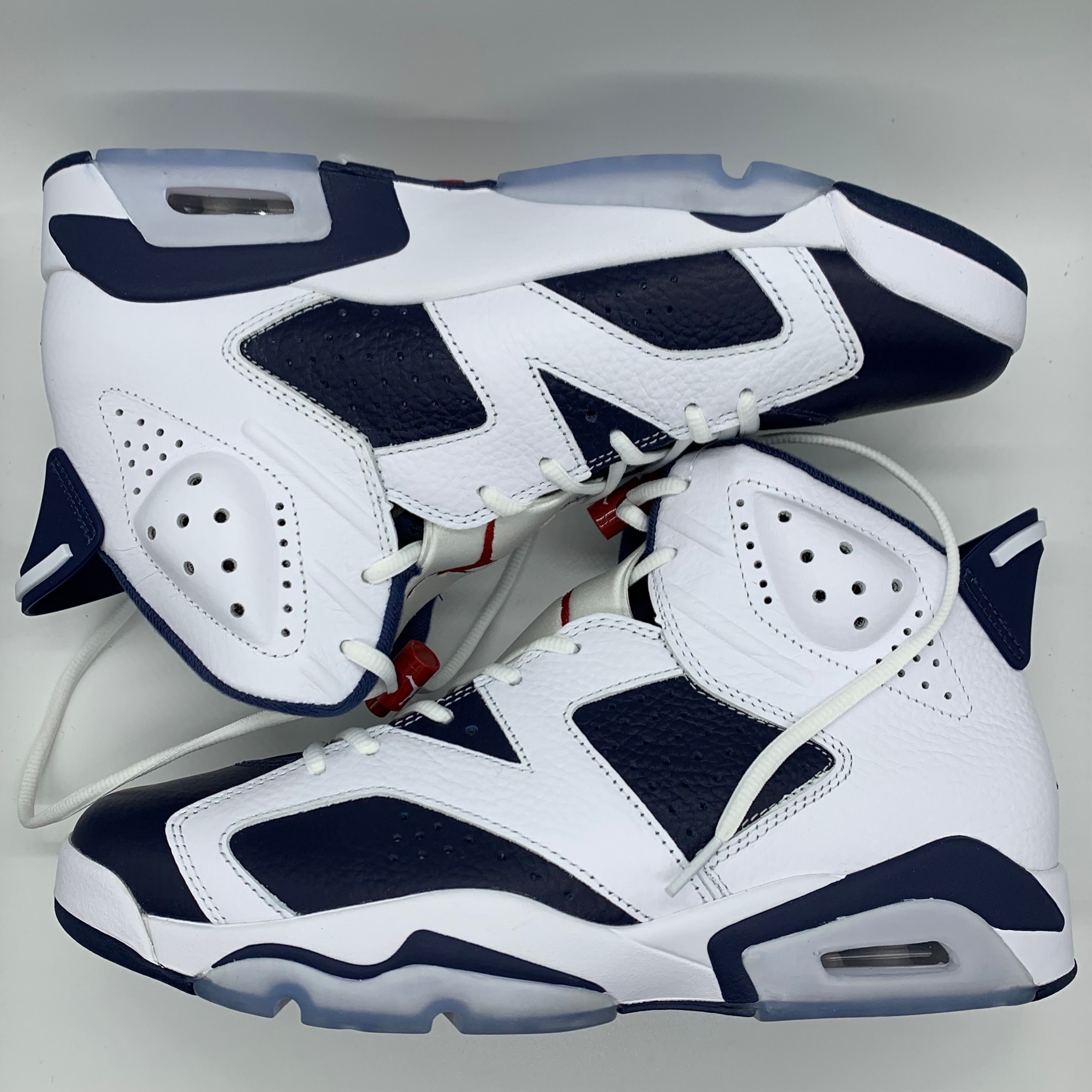 Nike Air Jordan 6 Retro "White and Midnight Navy"