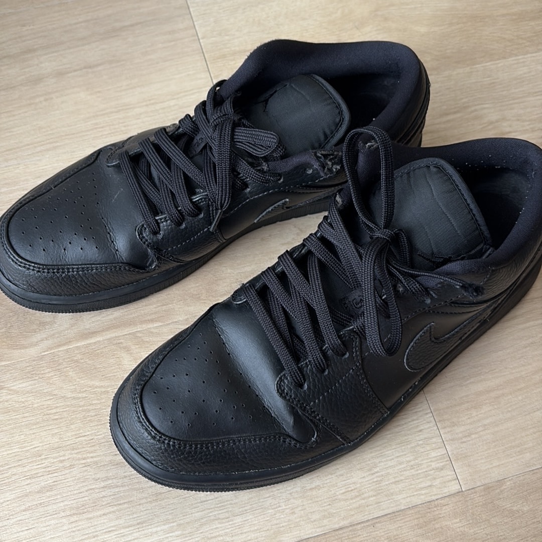 Nike Air Jordan 1 Low "Triple Black"