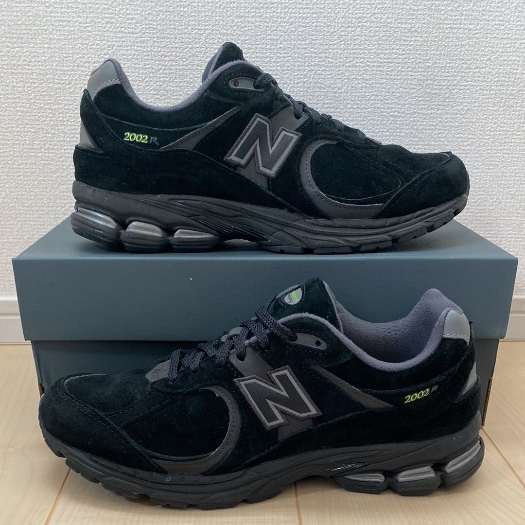 New Balance 2002R "Black"