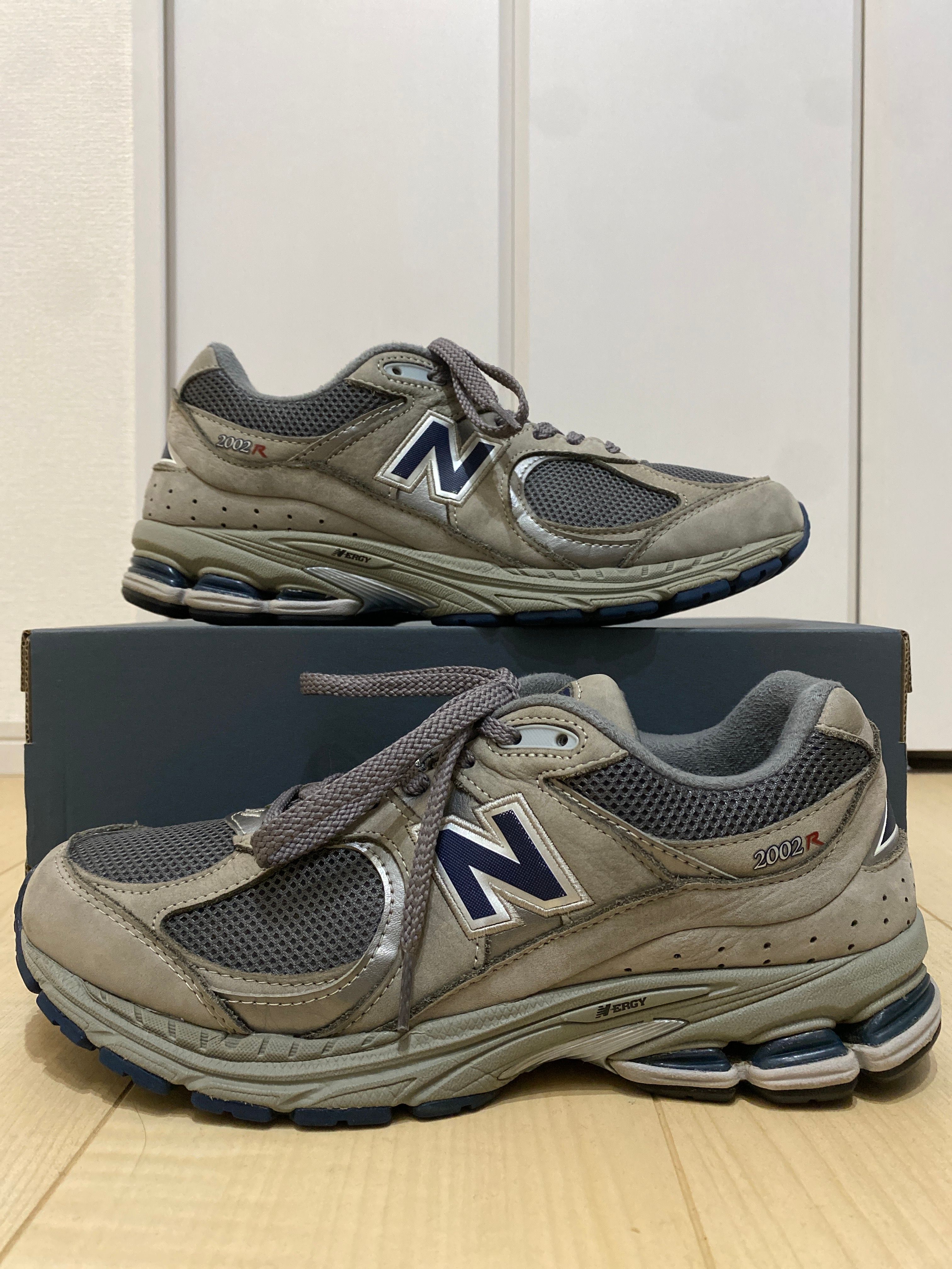 New Balance 2002R "Gray"
