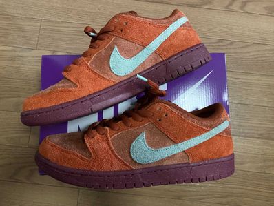 Nike SB Dunk Low Pro PRM "Mystic Red and Rosewood"