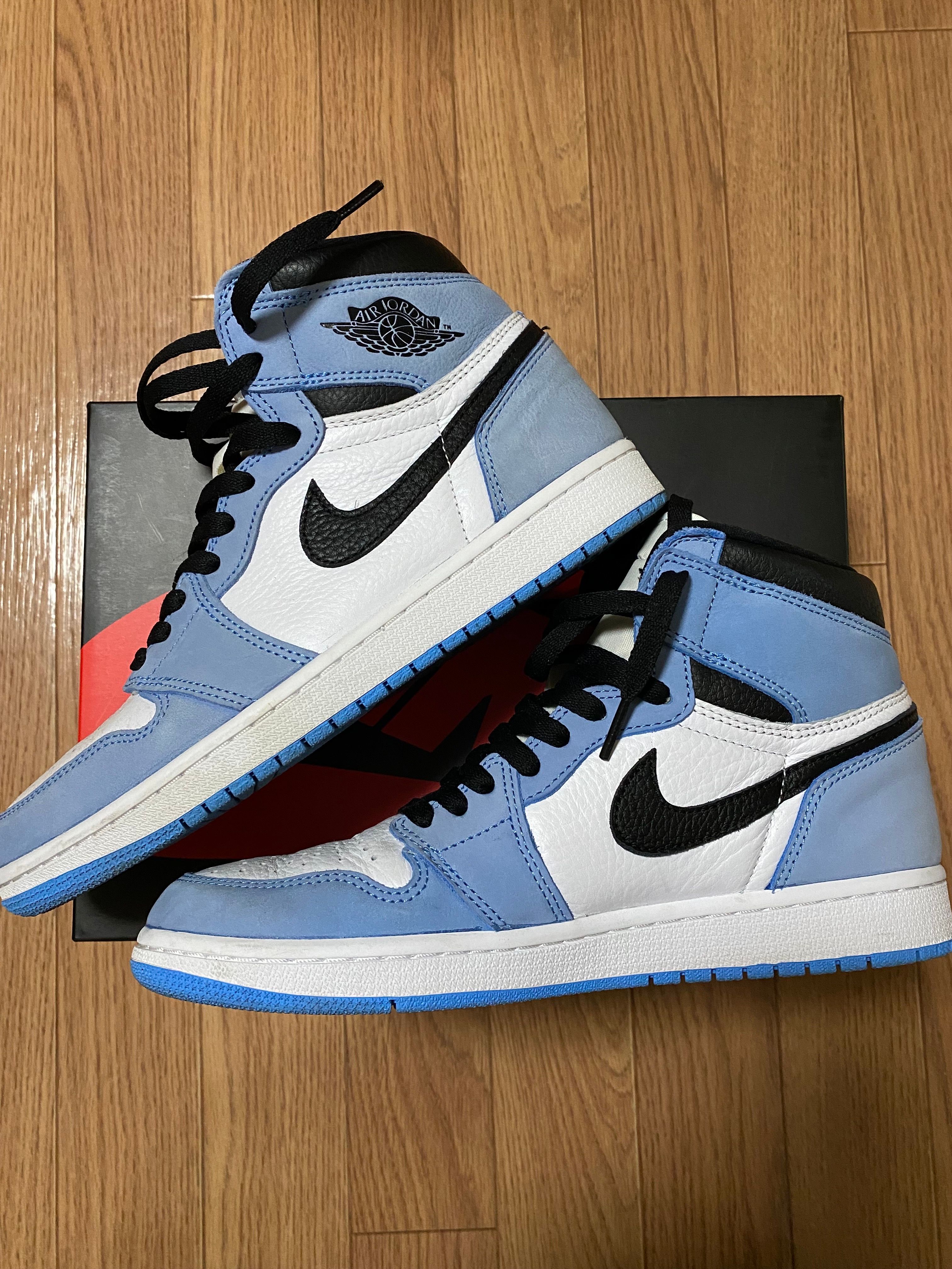 Nike Air Jordan 1 High OG "University Blue"