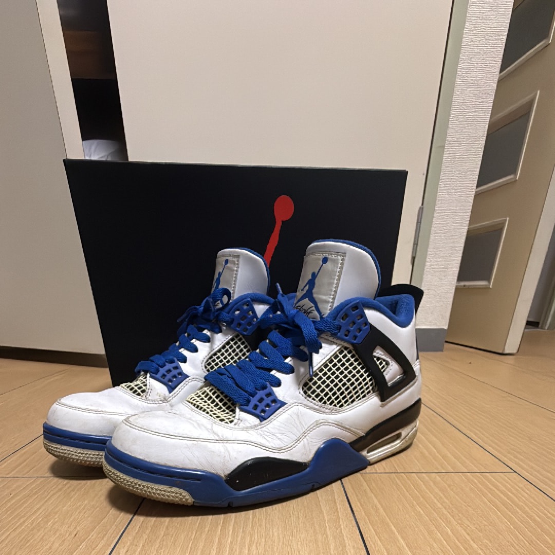 ナイキ エアジョーダン4 レトロ 