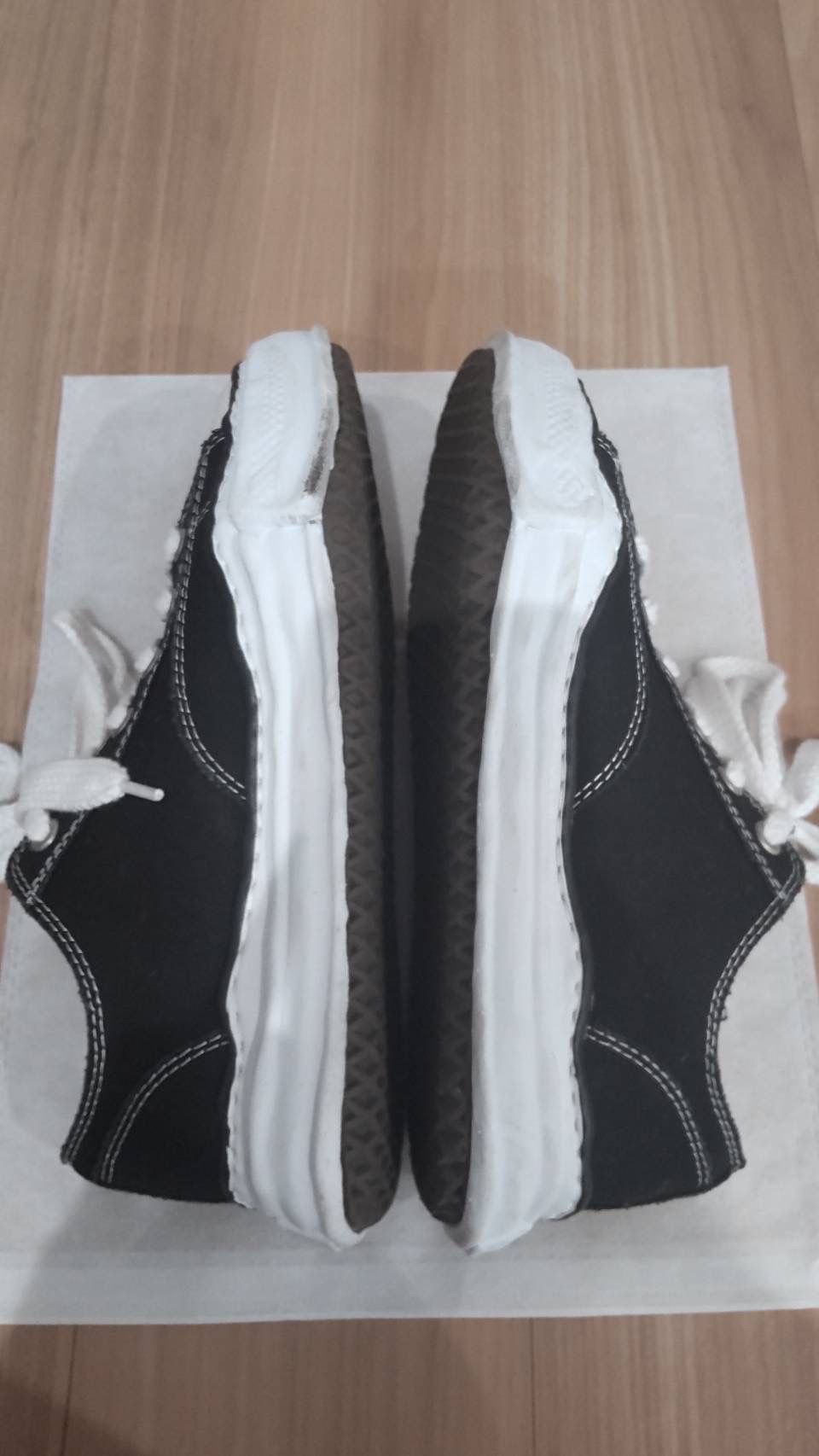 Maison MIHARA YASUHIRO PETERSON OG Sole Canvas Low-top Sneaker "Black" (A01FW702)