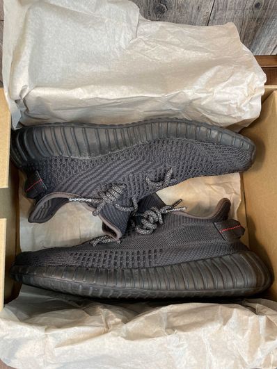 adidas YEEZY Boost 350 V2 "Black"