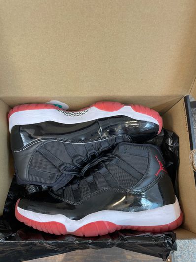 Nike Air Jordan 11 Retro "Bred"