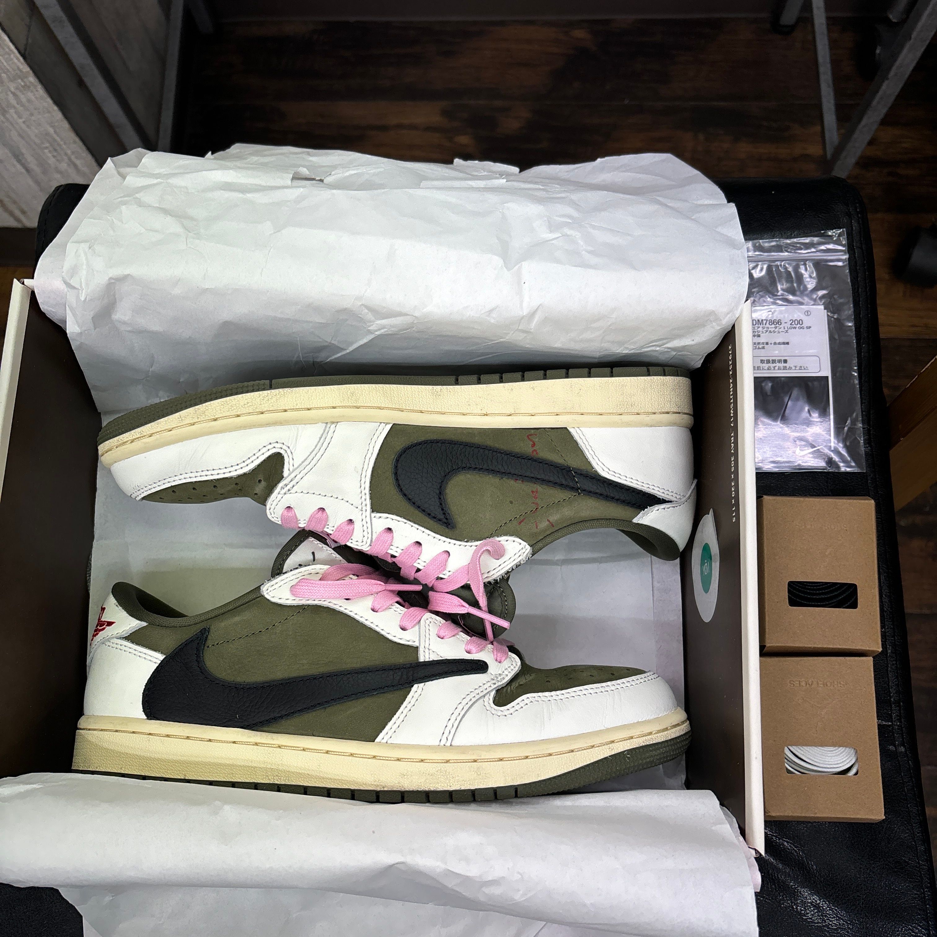 Travis Scott × Nike Air Jordan 1 Low OG SP "Reverse Olive"