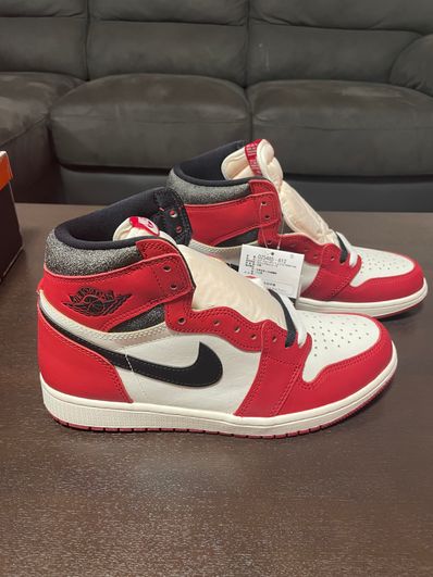 Nike Air Jordan 1 High OG "Lost & Found/Chicago"