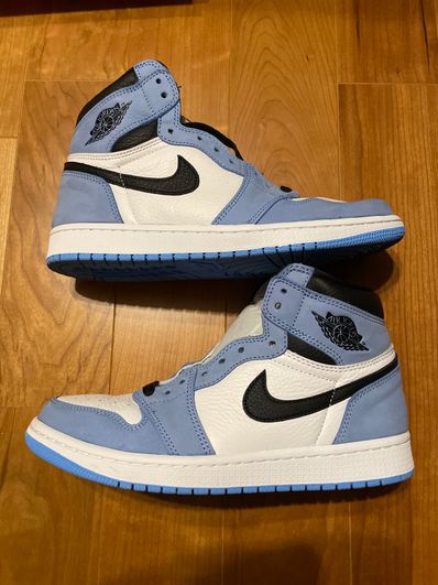 Nike Air Jordan 1 High OG "University Blue"