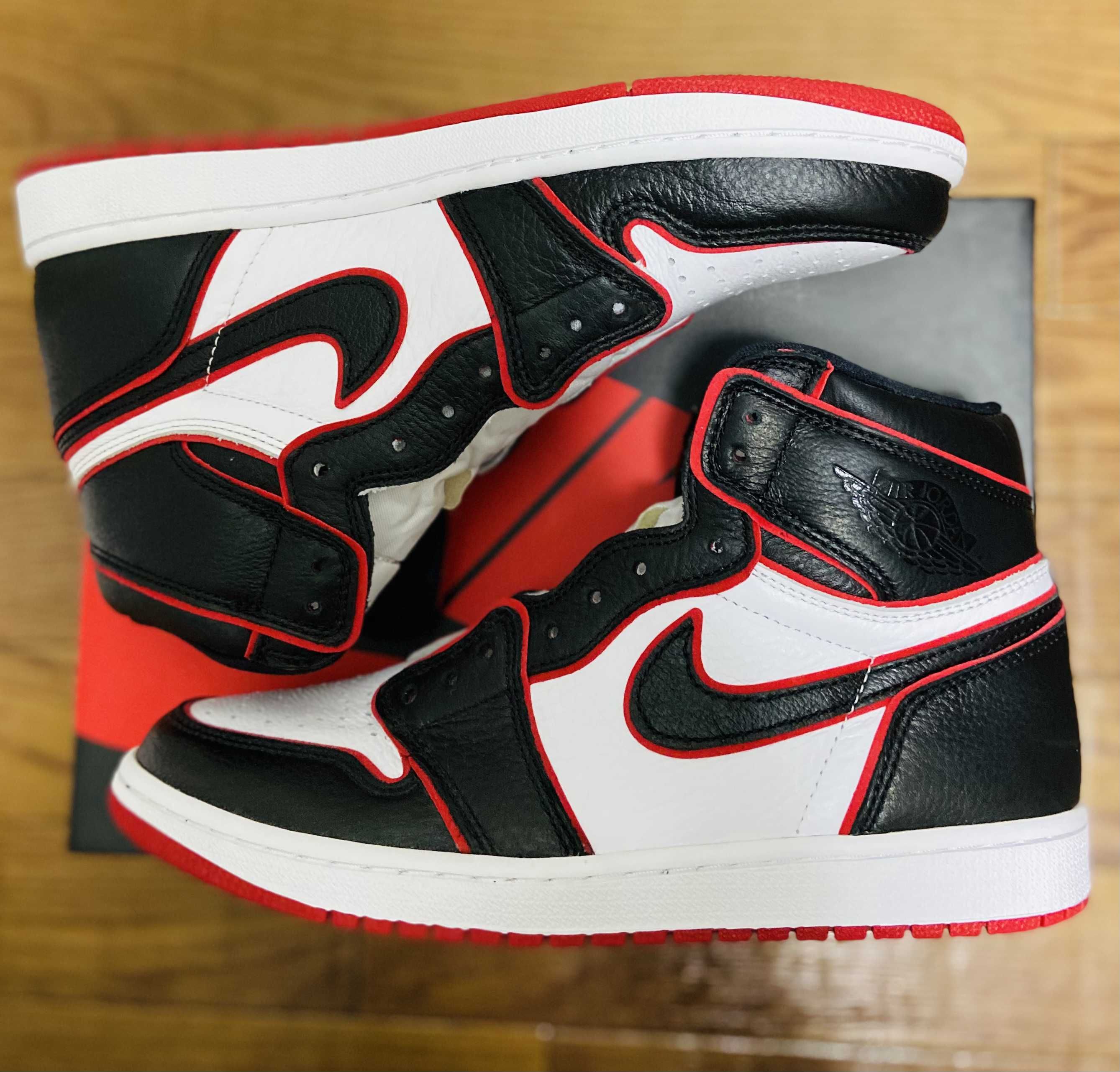 Nike Air Jordan 1 Retro High OG "Blood Line"   