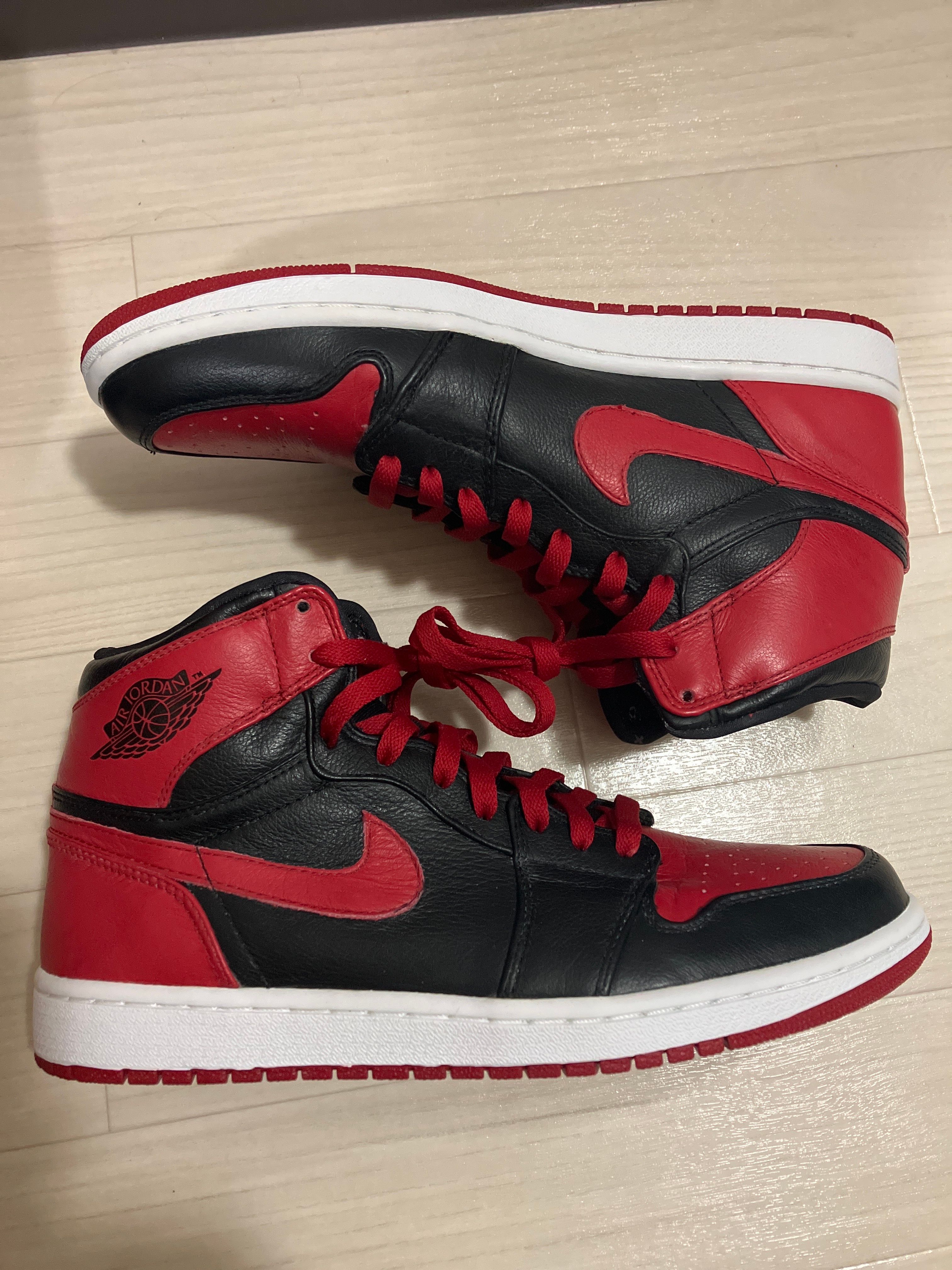 Nike Air Jordan 1 Retro High "Banned" (2011)