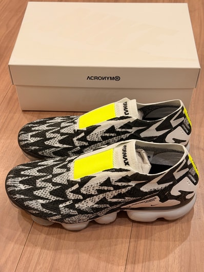 Acronym × Nike Vapormax Moc 2 "Light BoneE"