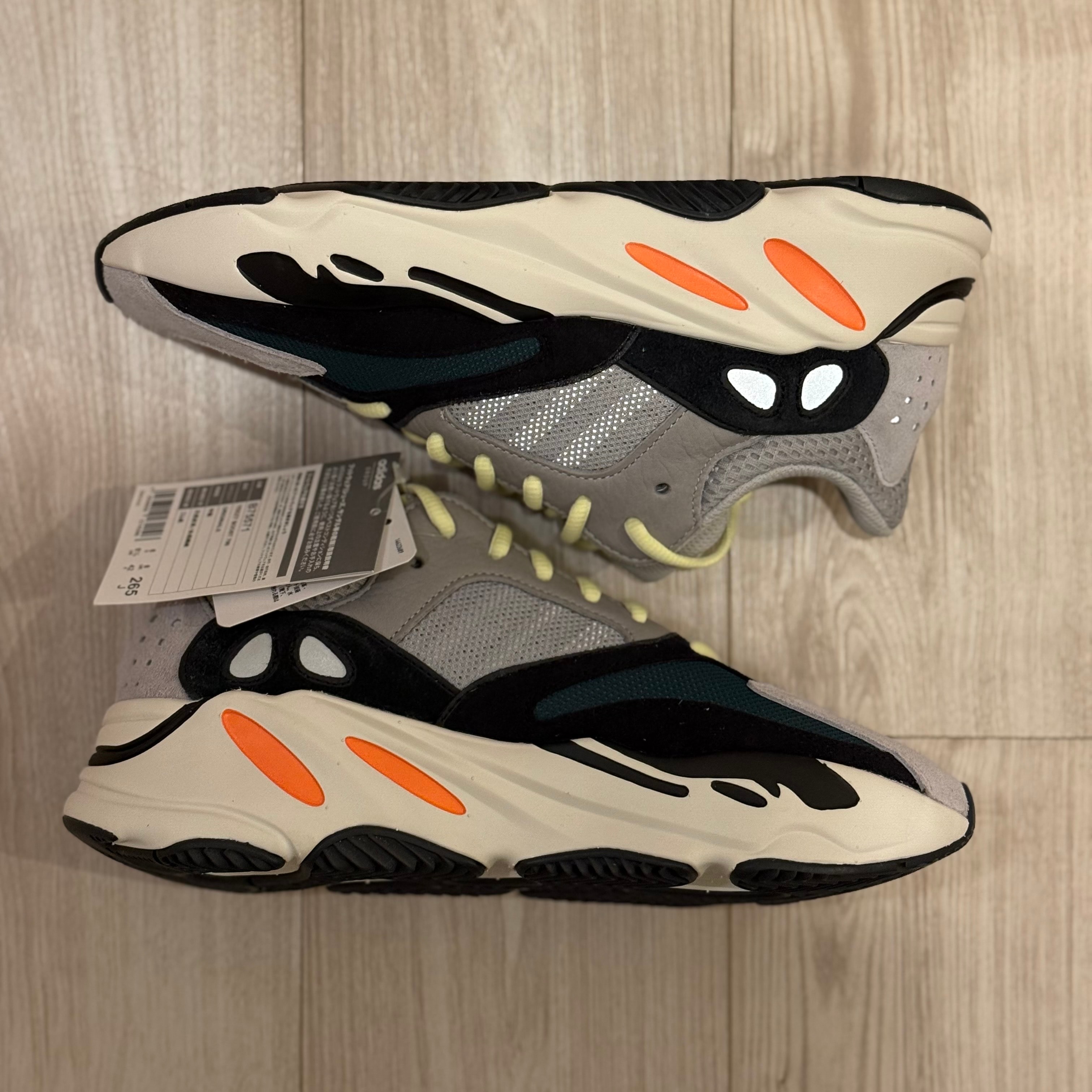 adidas YEEZY Boost 700 "Wave Runner"