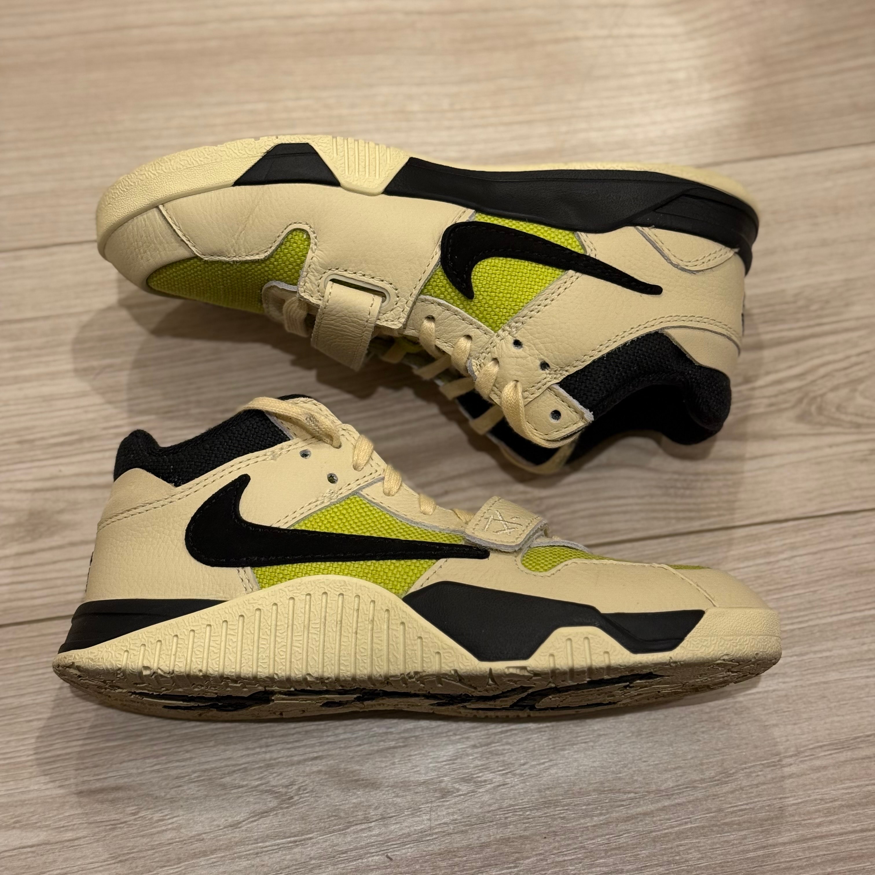 トラヴィススコット × ナイキ PS ジョーダン ジャンプマンジャック TR CJ1 T-Rexx "ブライトカクタス" (キッズ)