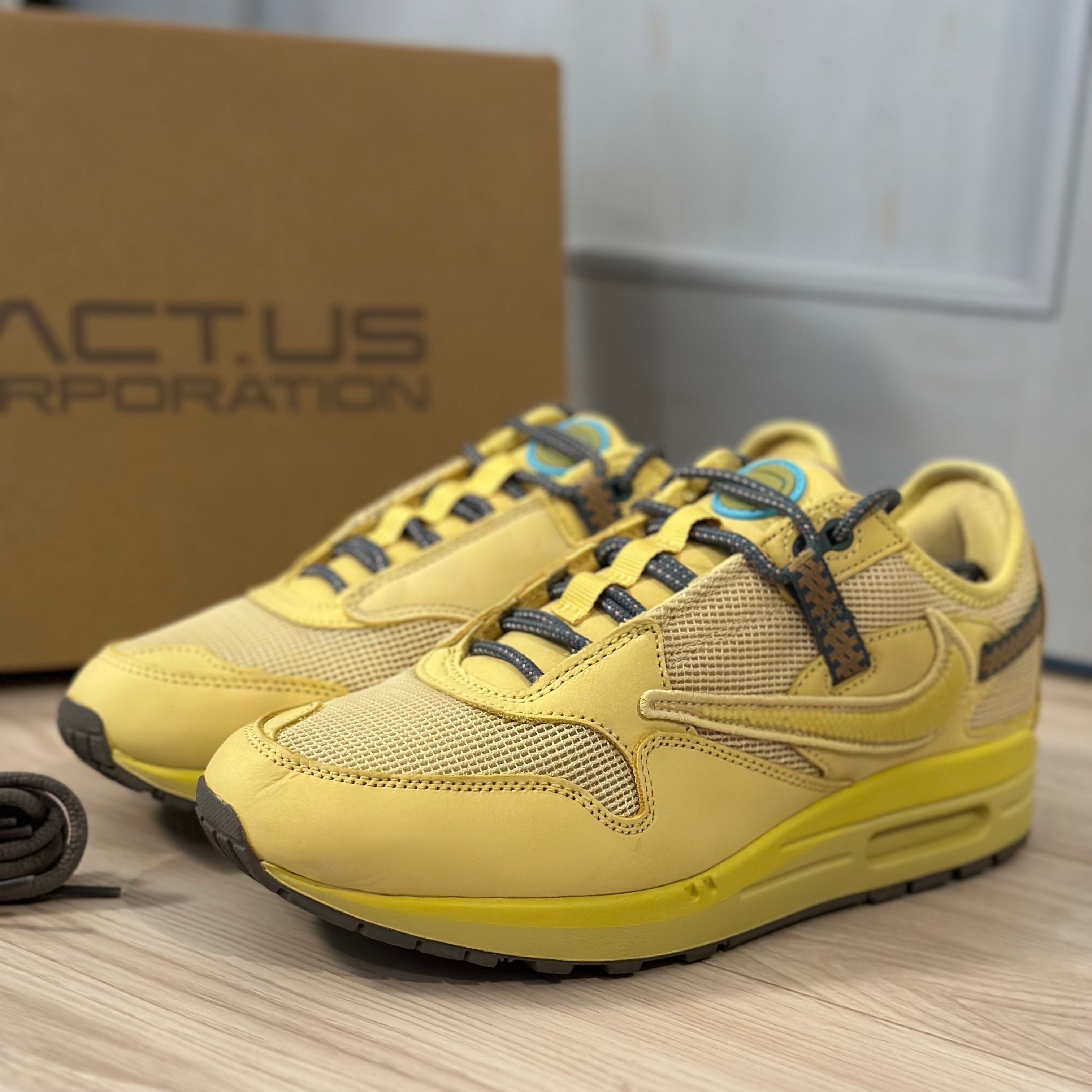 Travis Scott × Nike Air Max 1 "CACT.US Gold"