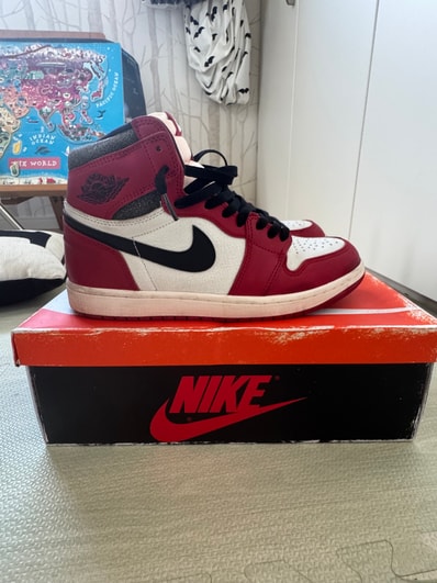 Nike Air Jordan 1 High OG "Lost & Found/Chicago"