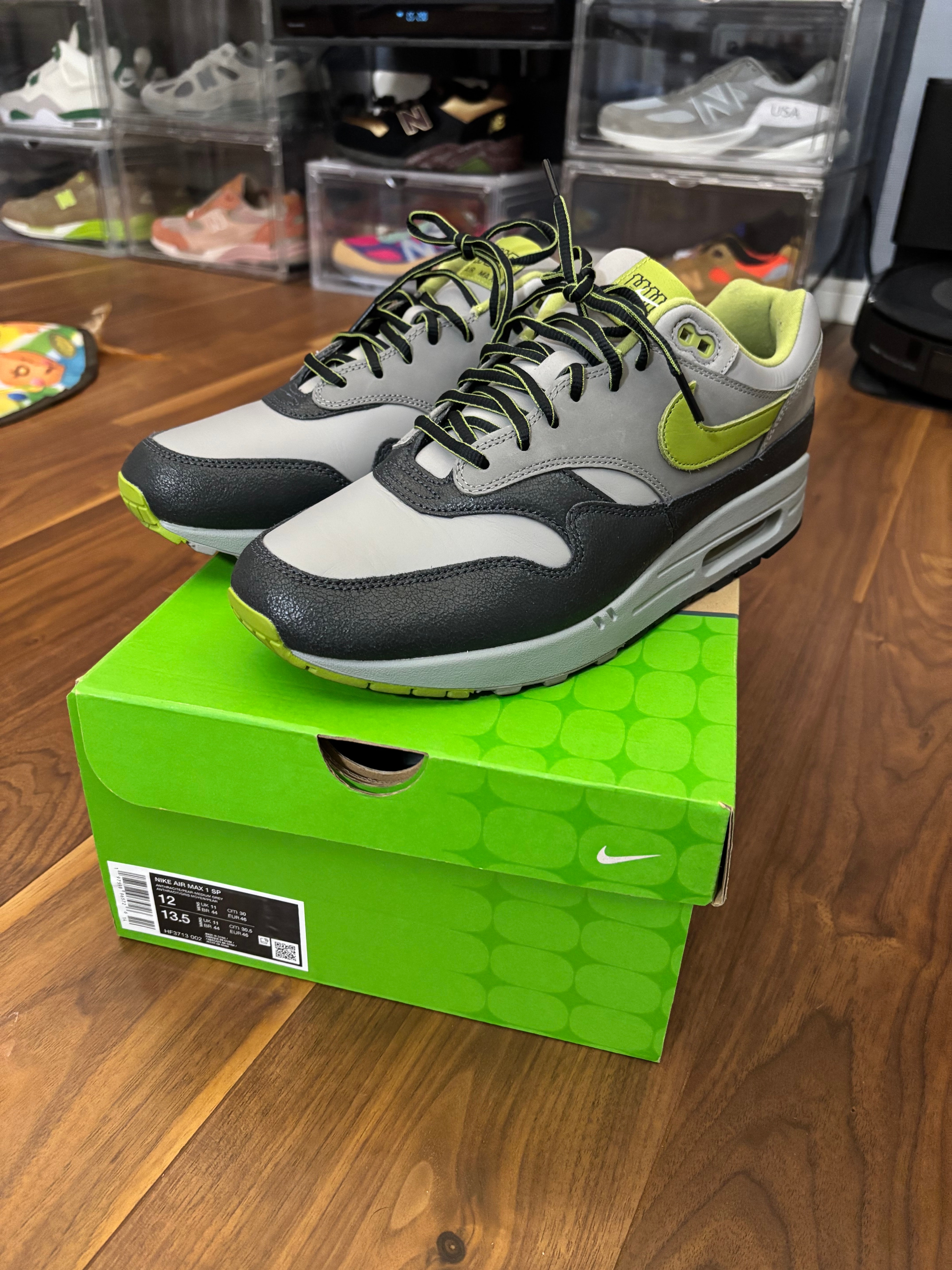 HUF × Nike Air Max 1 "Anthracite and Medium Grey"