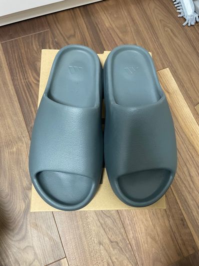 adidas YEEZY Slide "Slate Marine"