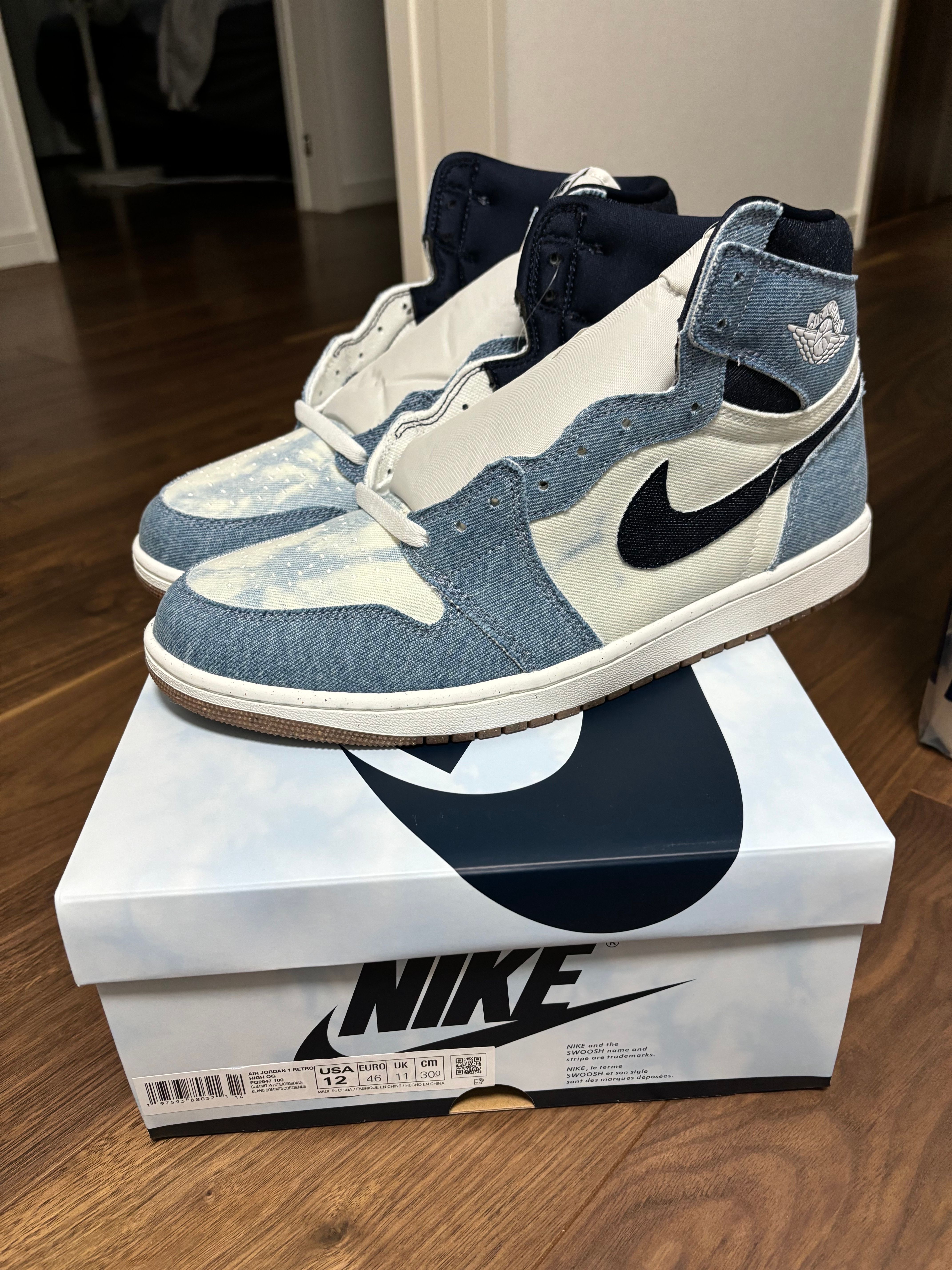 Nike Air Jordan 1 Retro High OG "Denim"
