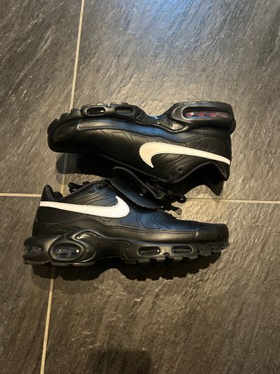 Nike Women's Air Max Plus Tiempo "Black"