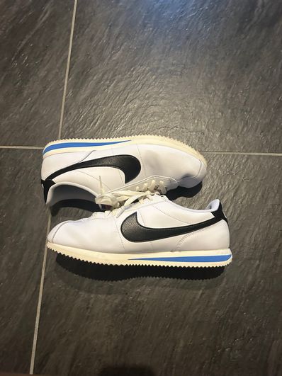 Nike Cortez "White and Black"