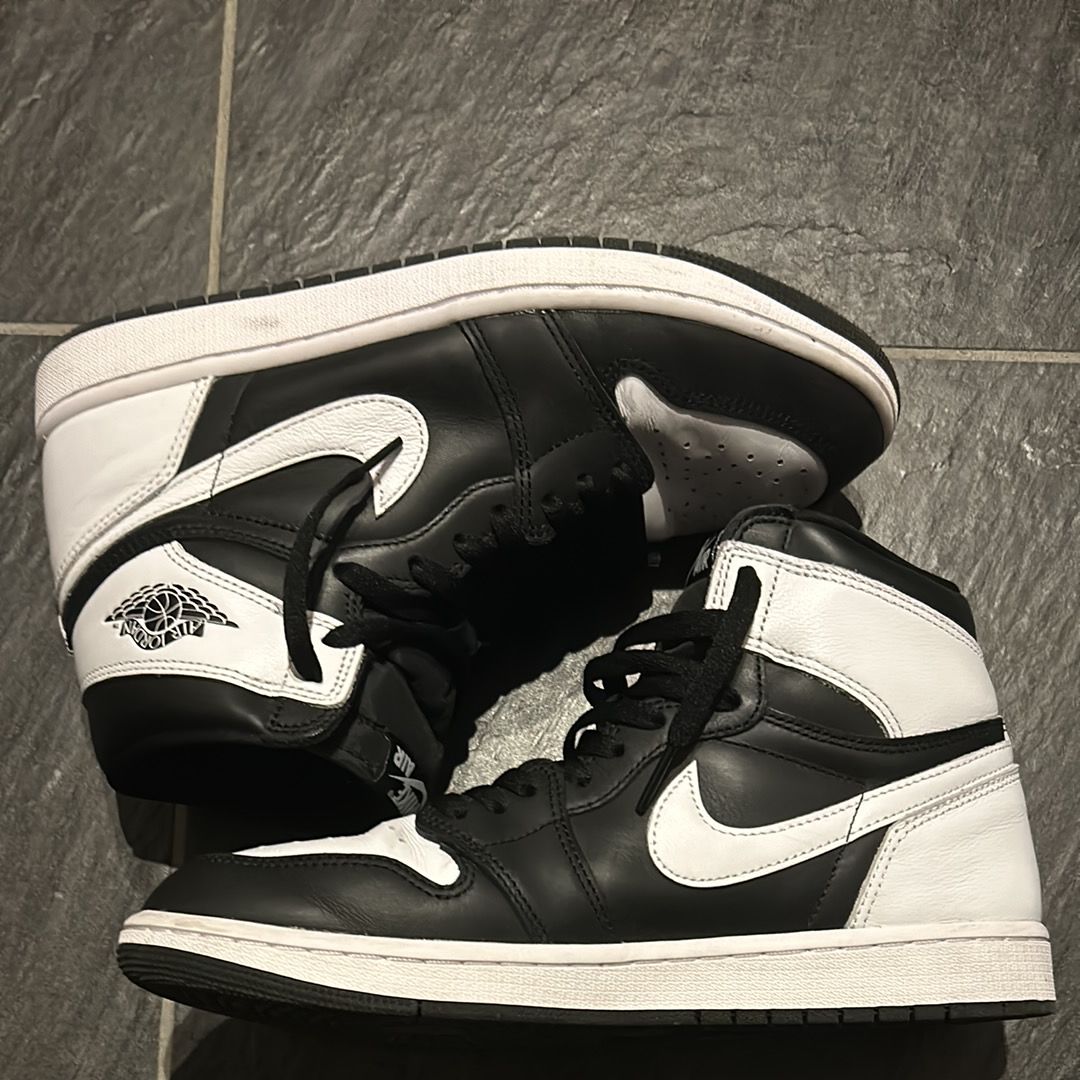 Nike Air Jordan 1 Retro High OG "Black/White"