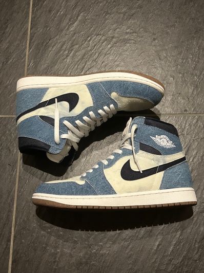 Nike Air Jordan 1 Retro High OG "Denim"