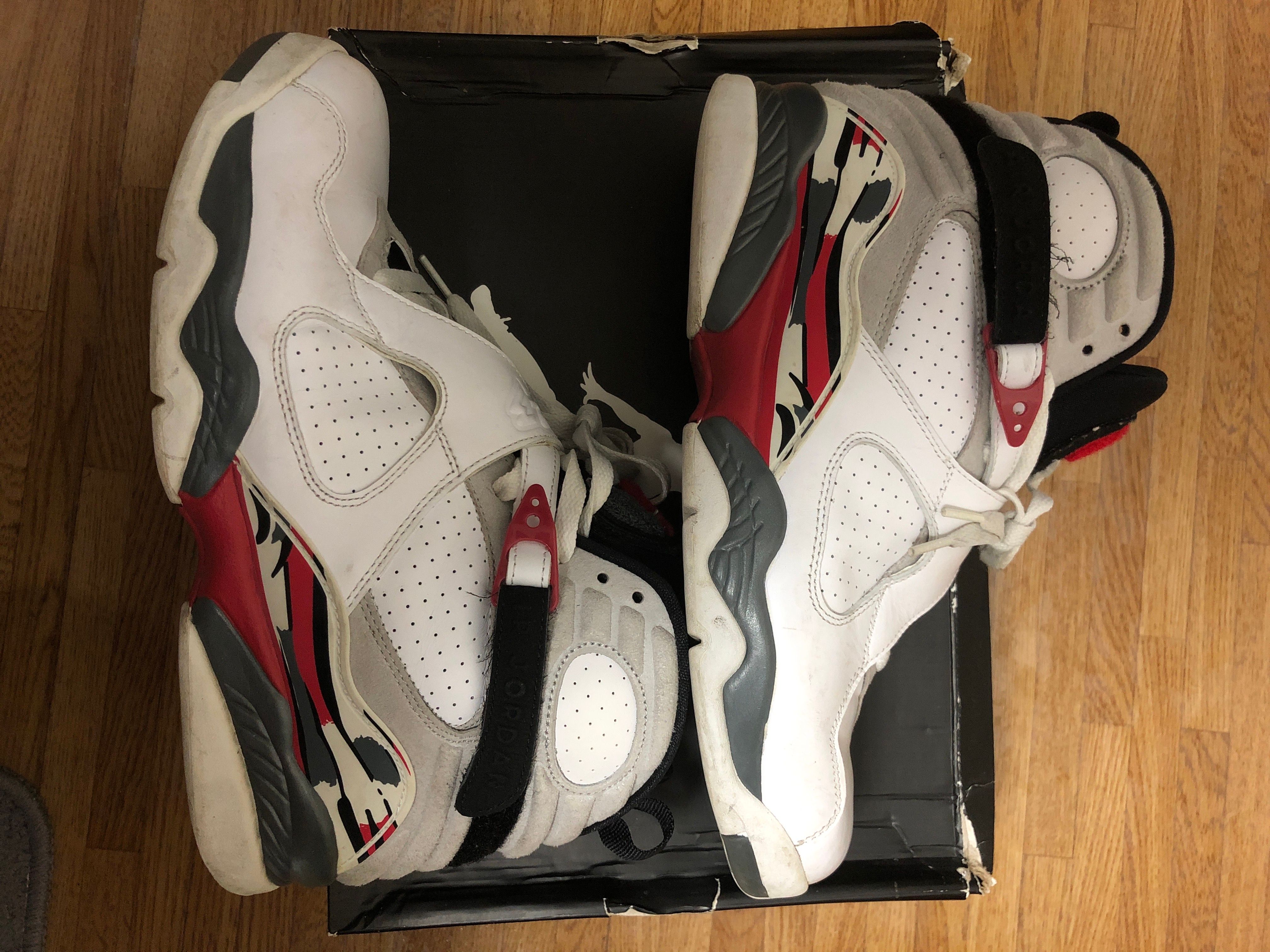 Nike Air Jordan 8 Retro "Bugs Bunny" (2013)