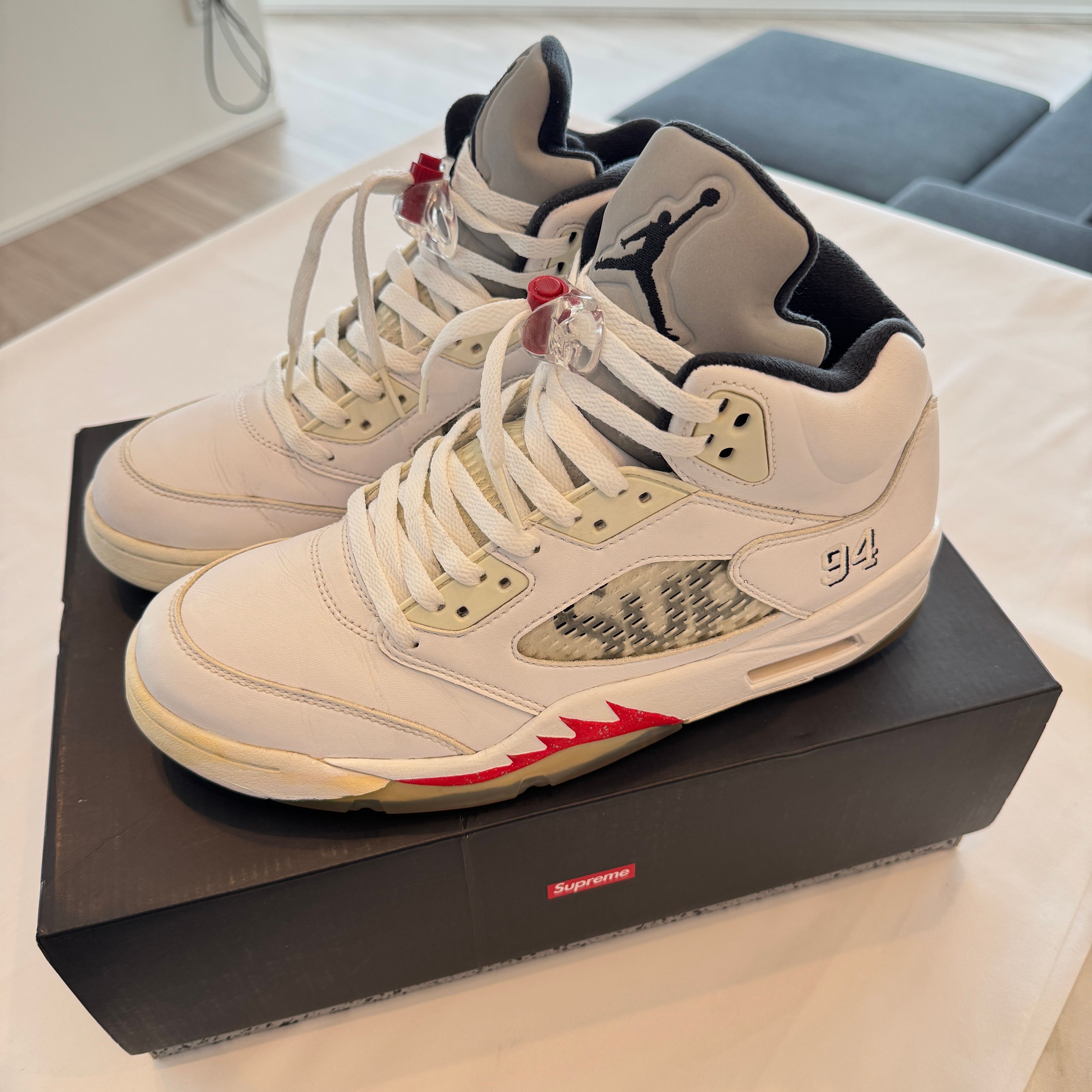Supreme × Nike Air Jordan 5 Retro "White"