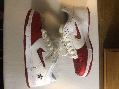 Supreme × Nike Dunk Low "Varsity Red/White"