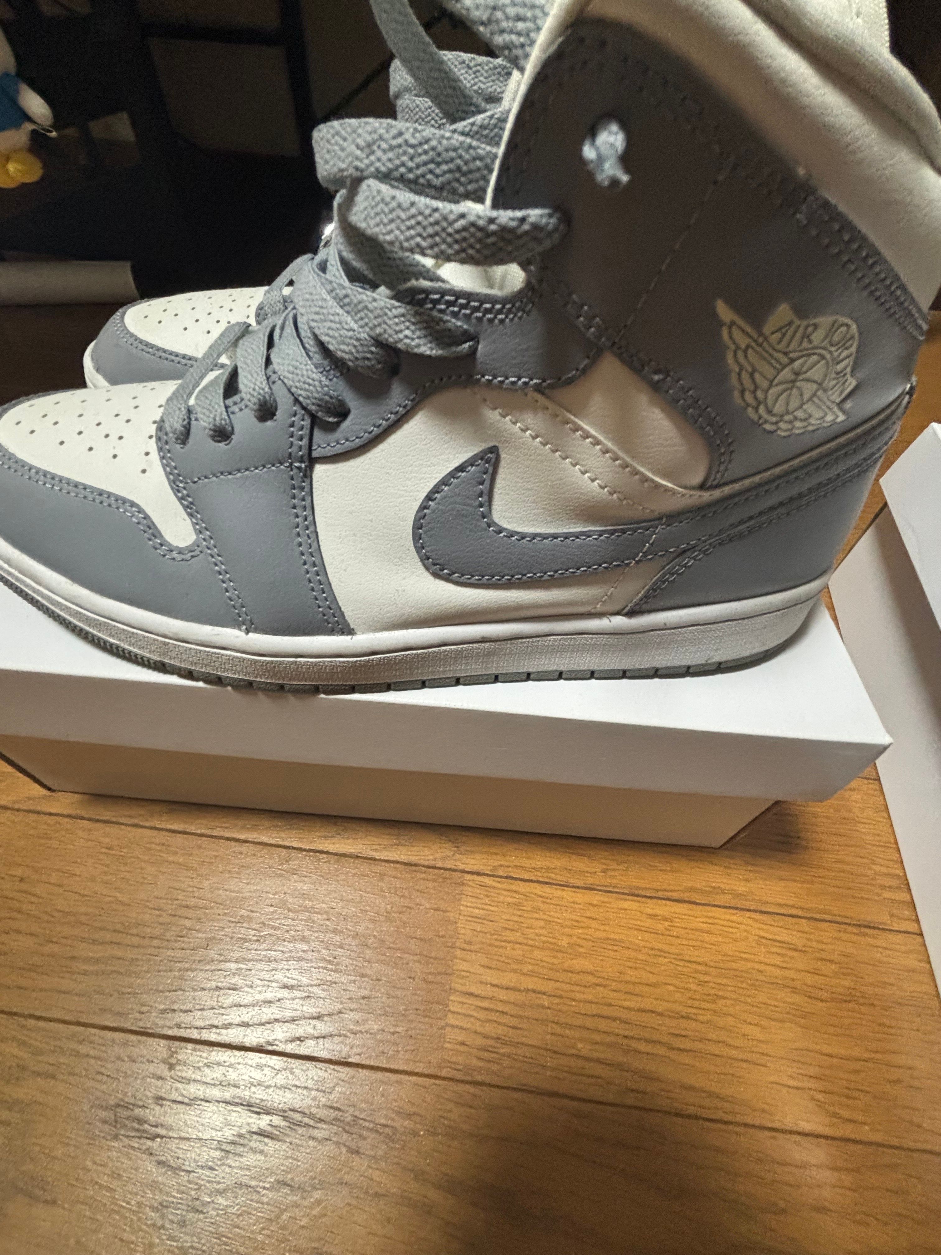 Nike Women's Air Jordan 1 Mid "Grey/Sail"