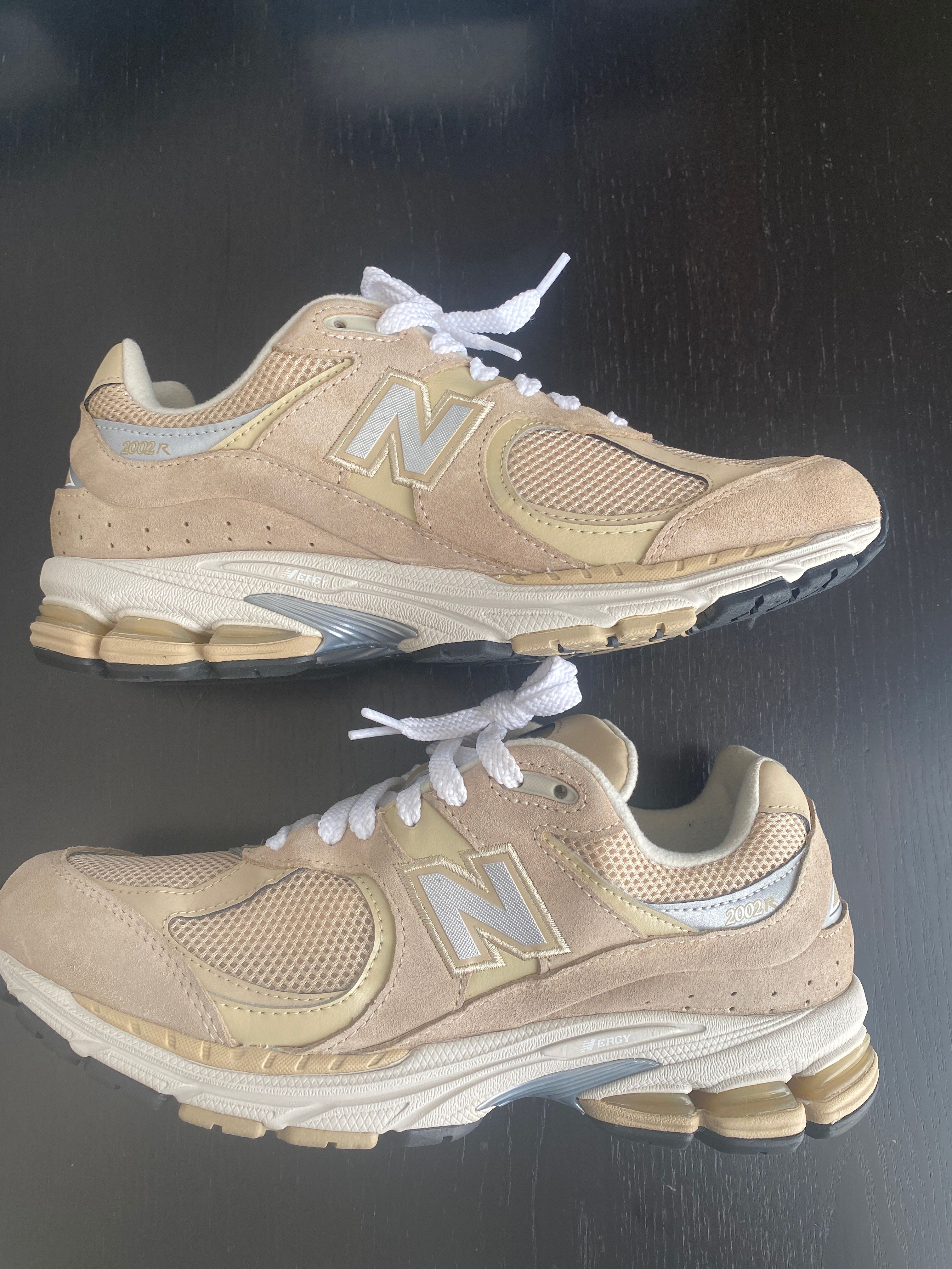 New Balance 2002R "Khaki/Silver"