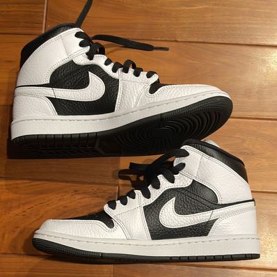 Nike Women's Air Jordan 1 Mid "Homage"