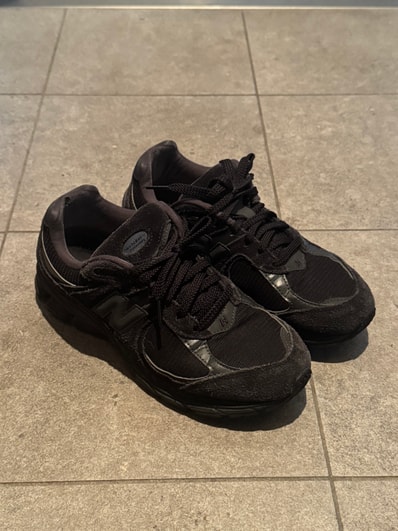 New Balance 2002R "Triple Black"