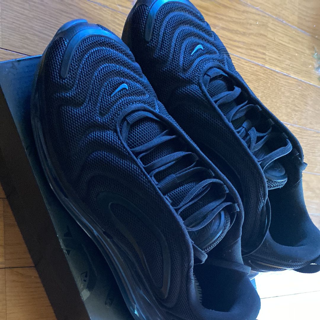 Nike AirI Max 720 "Triple Black"