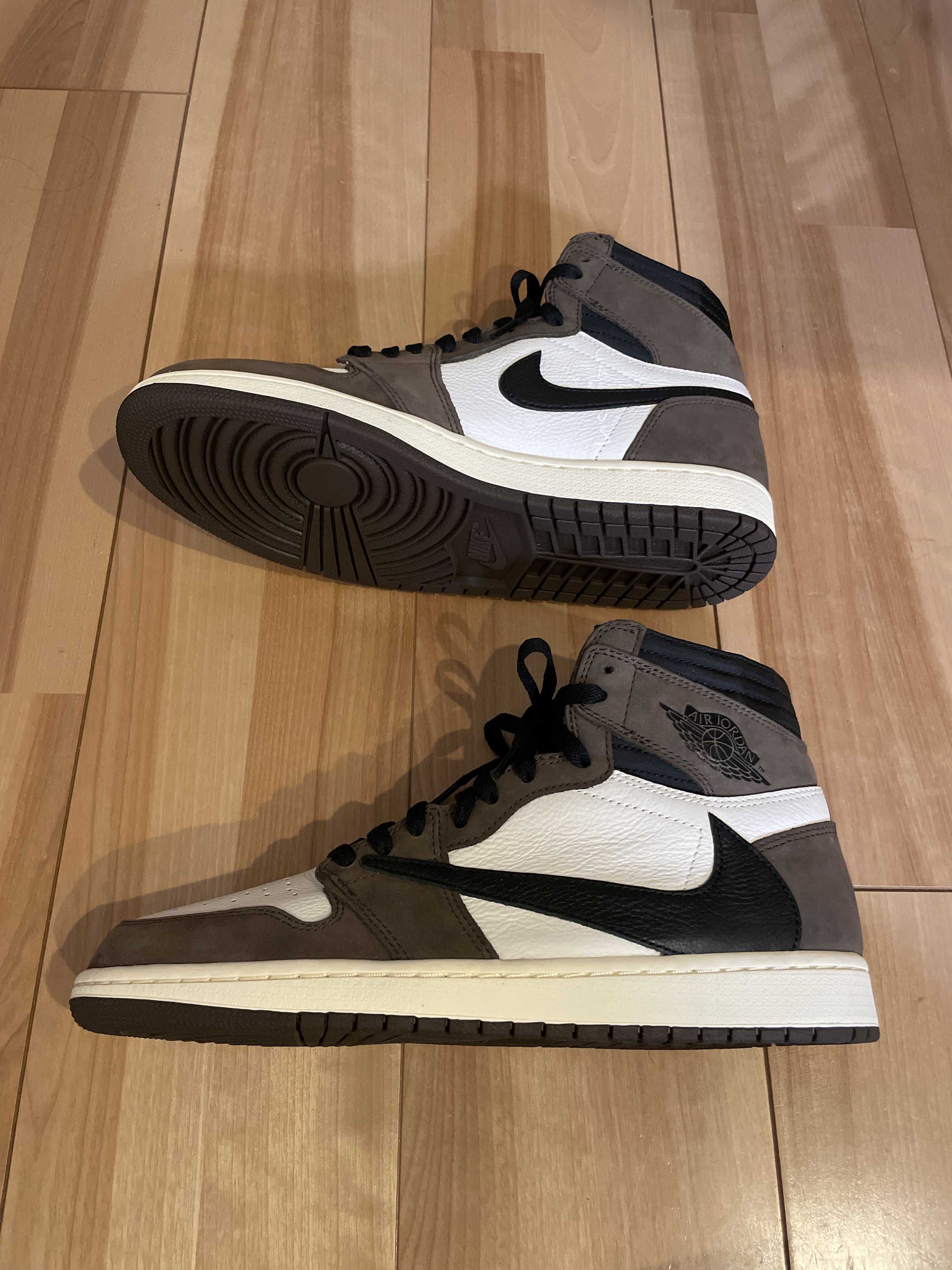 Travis Scott × Nike Air Jordan 1 Retro High OG TS SP "Sail/Dark Mocha"