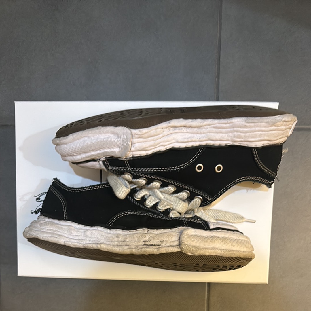 Maison MIHARA YASUHIRO PETERSON 23 OG Sole Canvas Low-top Sneaker "Black"