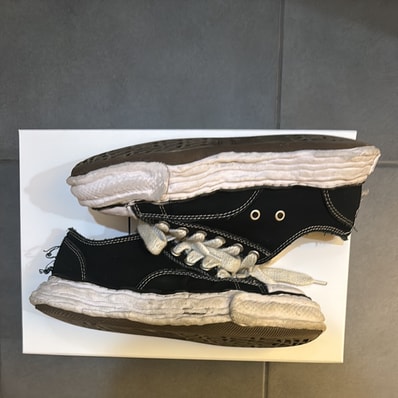 Maison MIHARA YASUHIRO PETERSON 23 OG Sole Canvas Low-top Sneaker "Black"