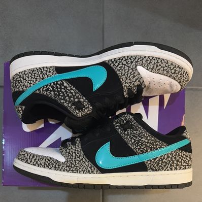 Nike SB Dunk Low "Elephant/Safari"