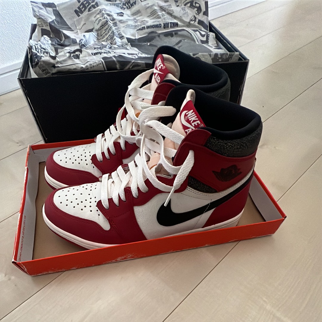 Nike Air Jordan 1 High OG "Lost & Found/Chicago"