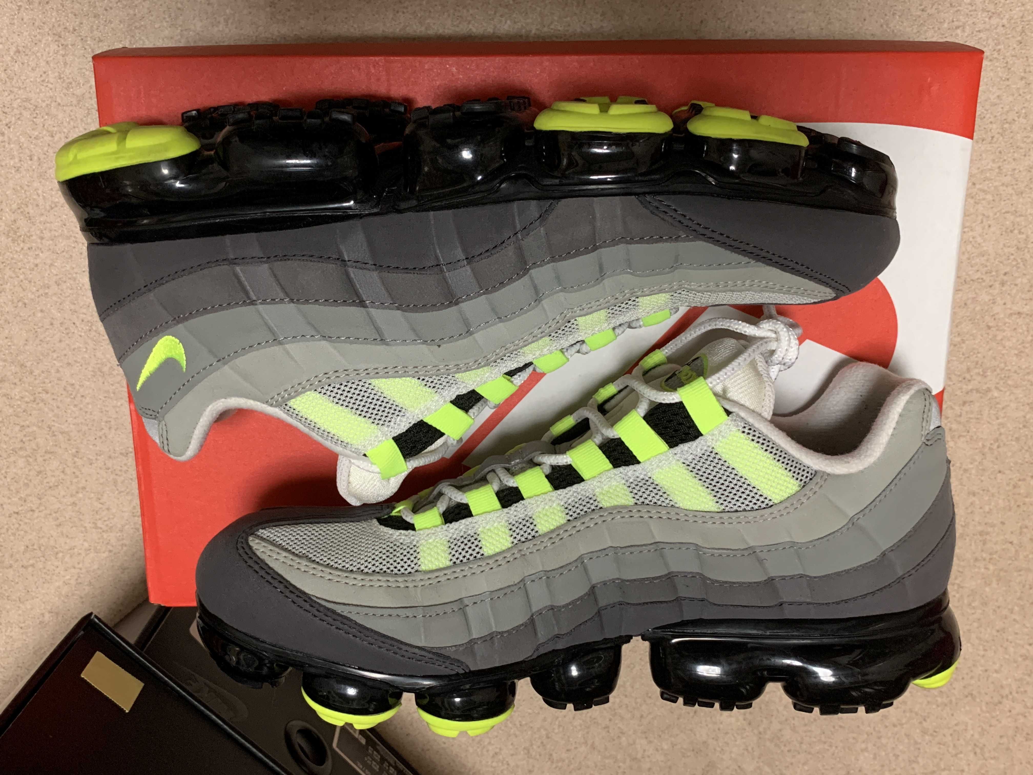Nike Air Vapormax 95 "Neon"