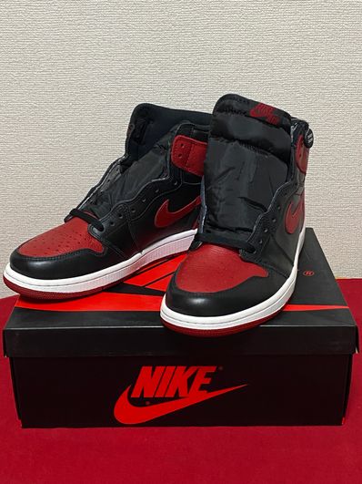 Nike Air Jordan 1 Retro High OG "Bred/Banned" (2016)