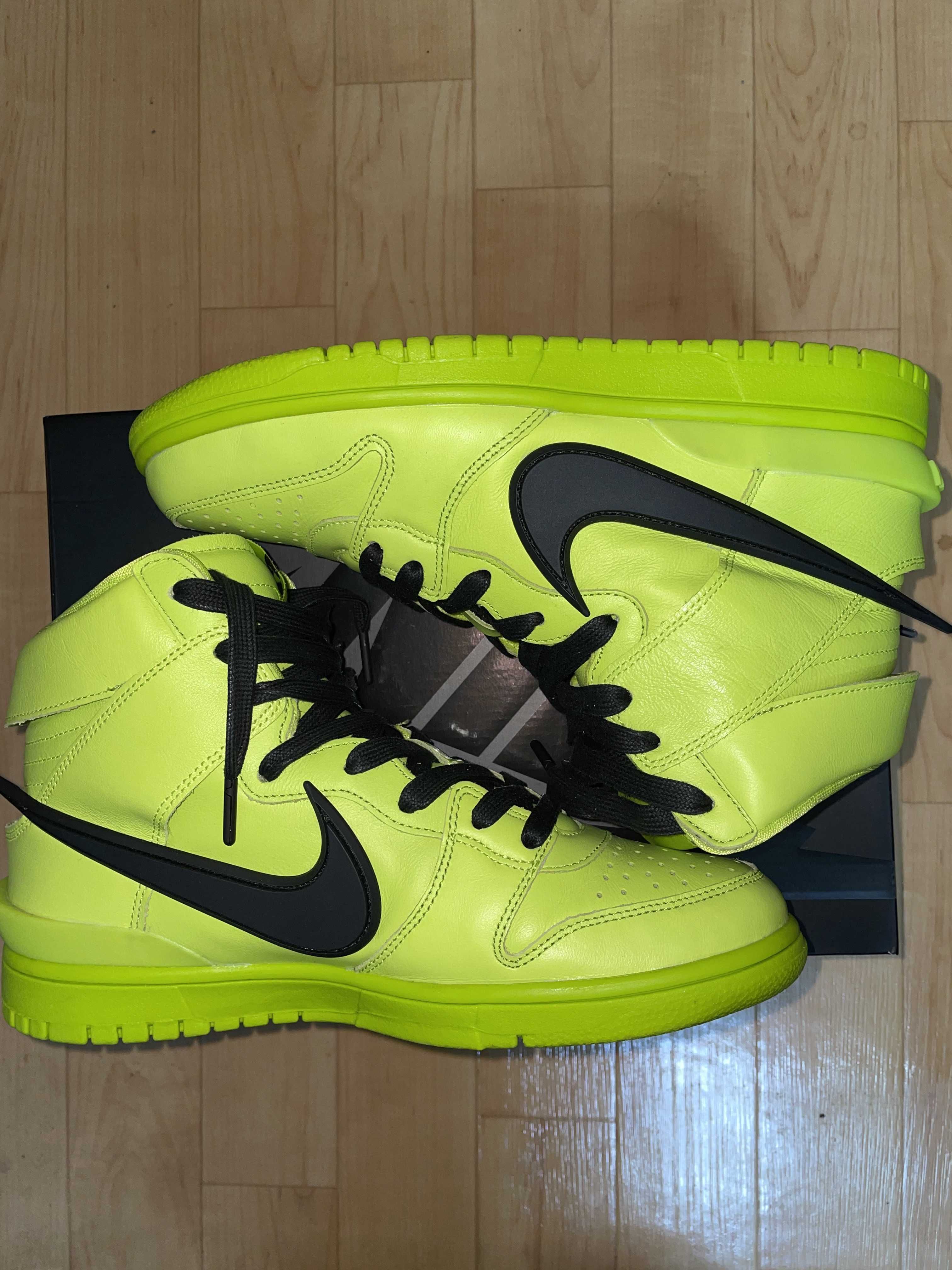 AMBUSH × NIKE DUNK HIGH "FLASH LIME"