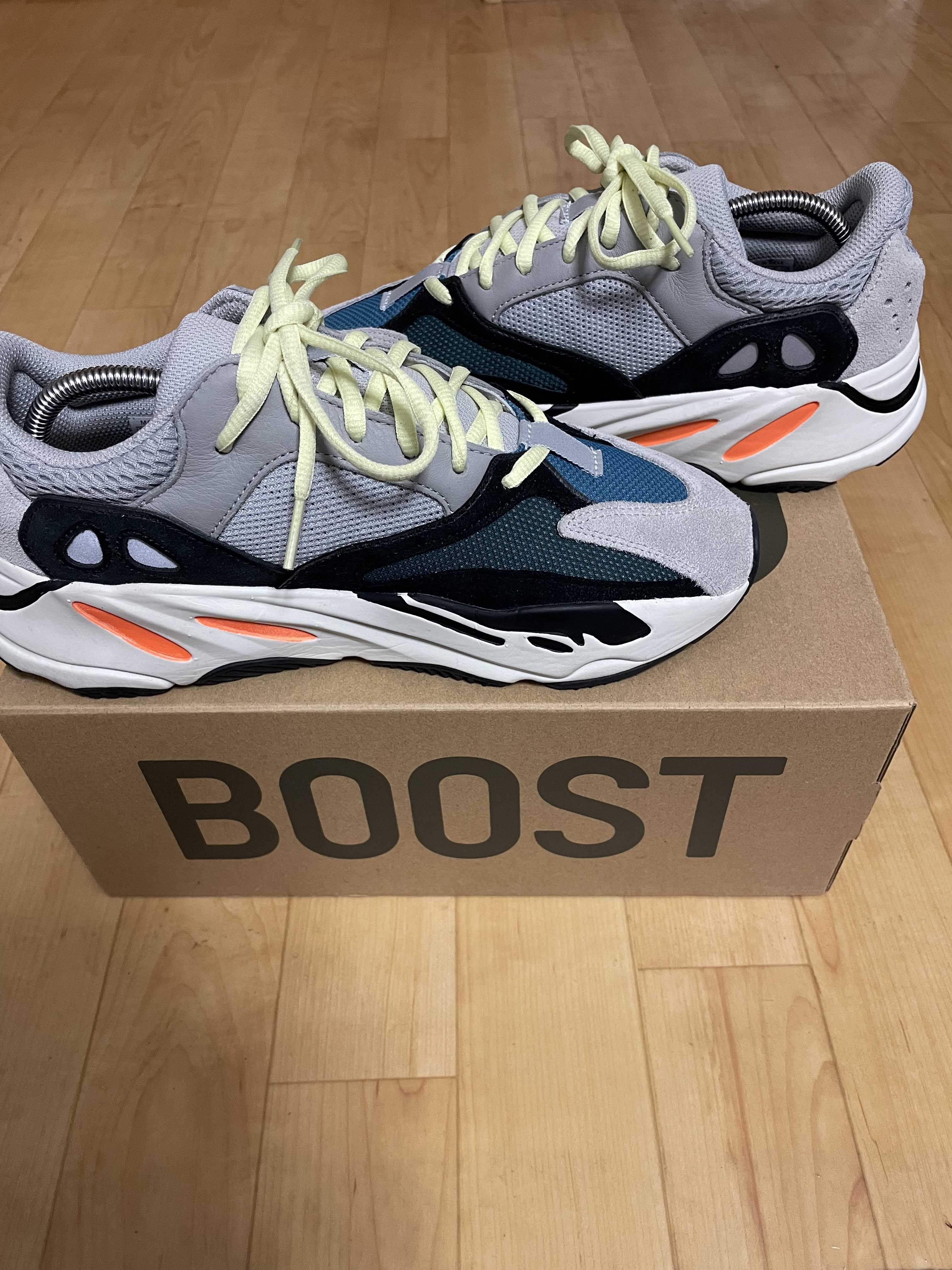 adidas YEEZY Boost 700 "Wave Runner"