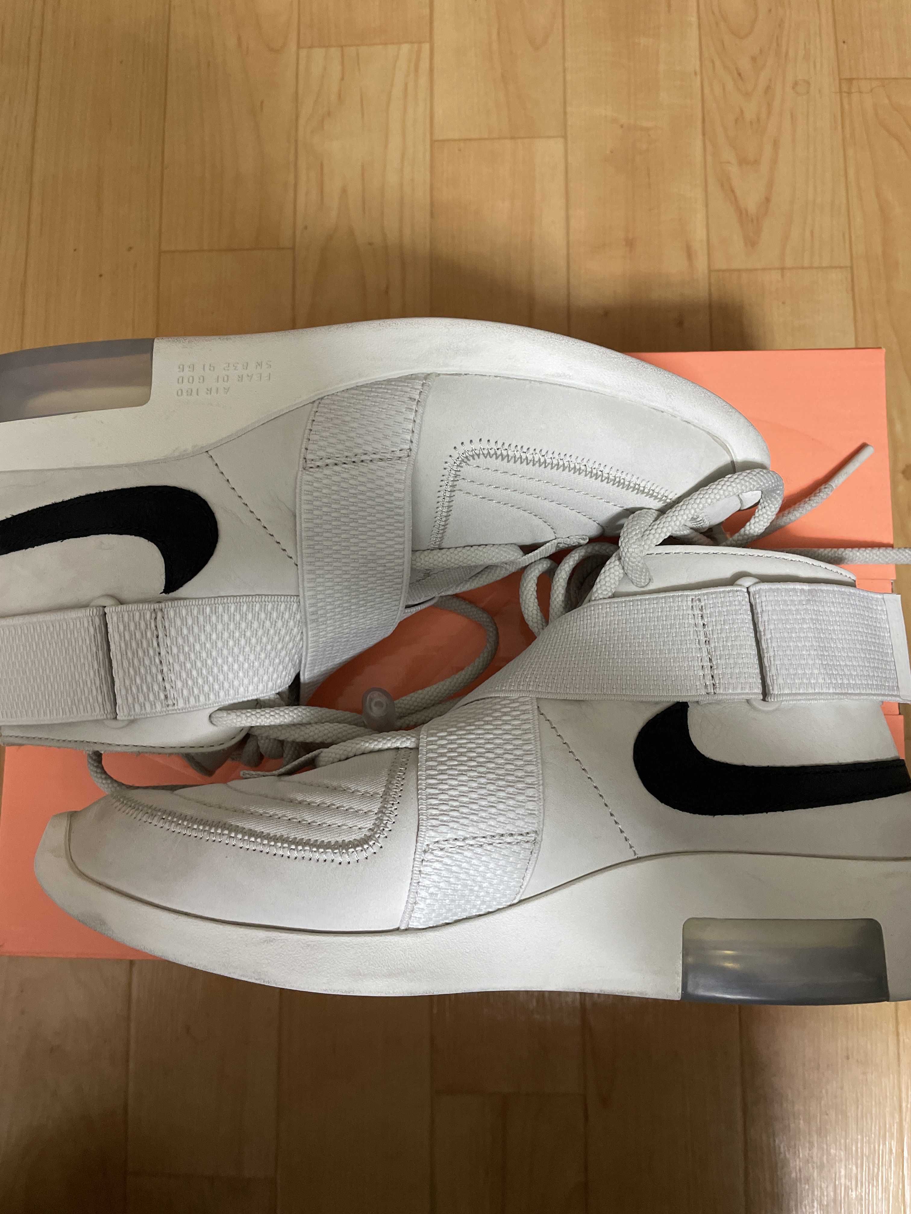 Fear Of God × Nike Air  Raid "Light Bone"